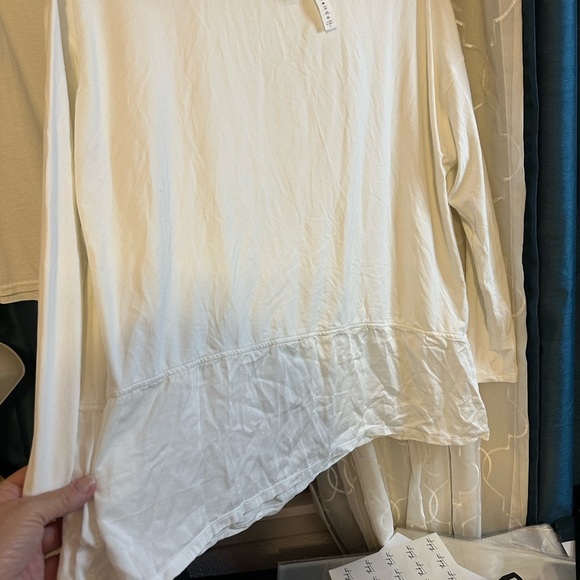 lululemon athletica Tops - Lululemon oversized white long sleeved top